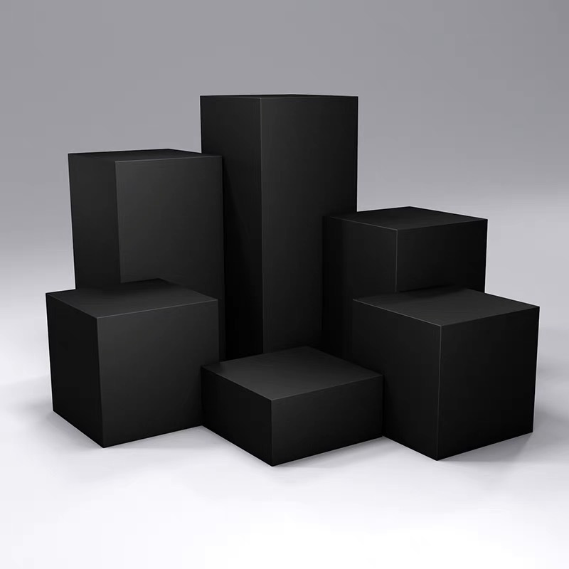 Modern Lacquered Display Pedestal – Art Gallery & Retail Stand DC-005